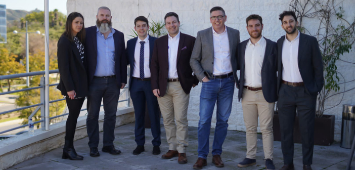 AES abre oficina en España