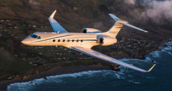 A Gulfstream G550 in flight