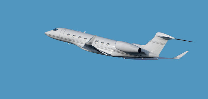 Gulfstream G650 business aircraft taking off
