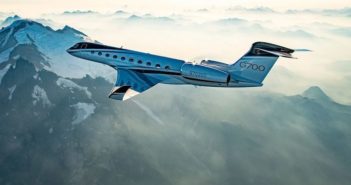 G700 in flight